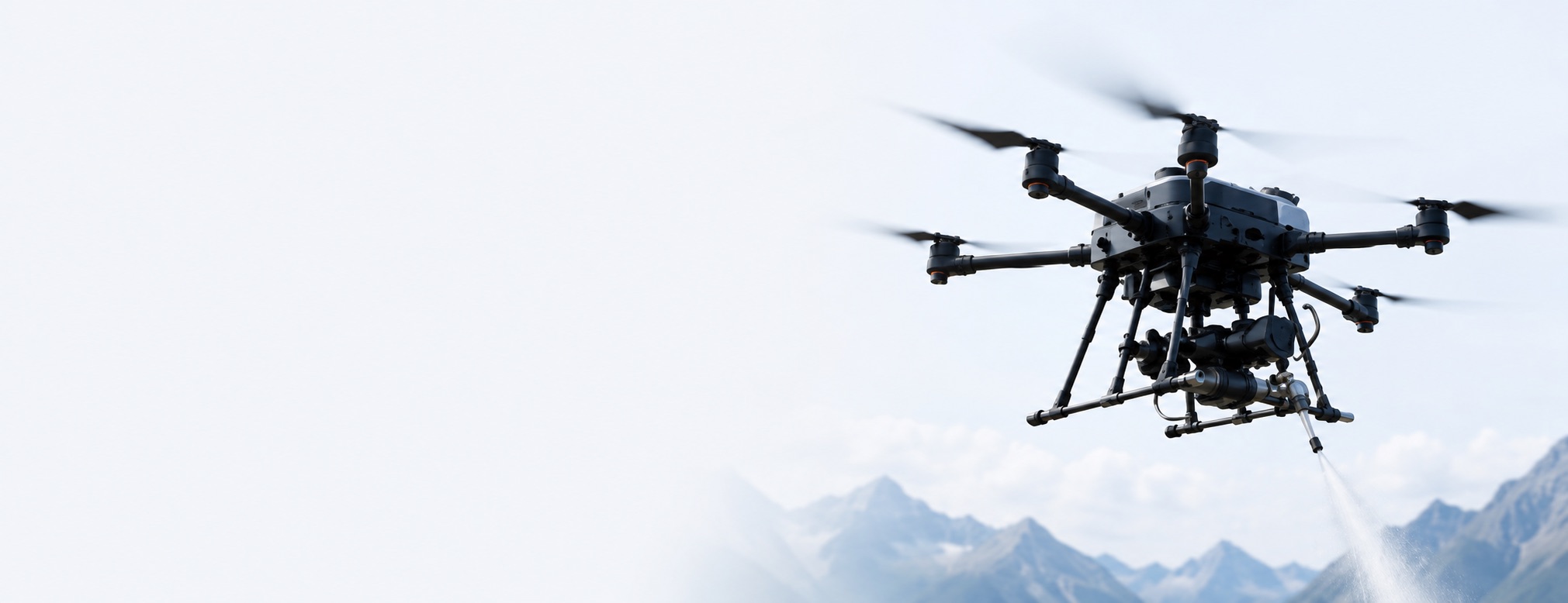 ALTURA Reinigungsdrohne im Flug über den Schweizer Alpen
